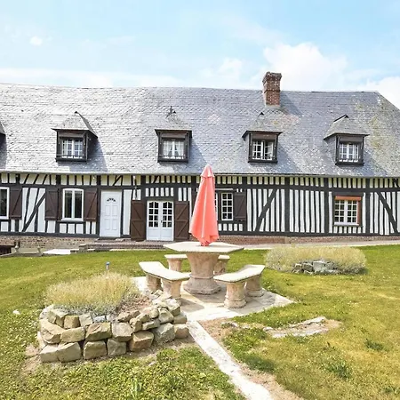 2 Bedroom Lovely In