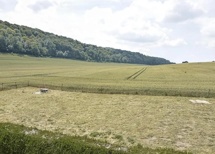 2 Bedroom Lovely In *